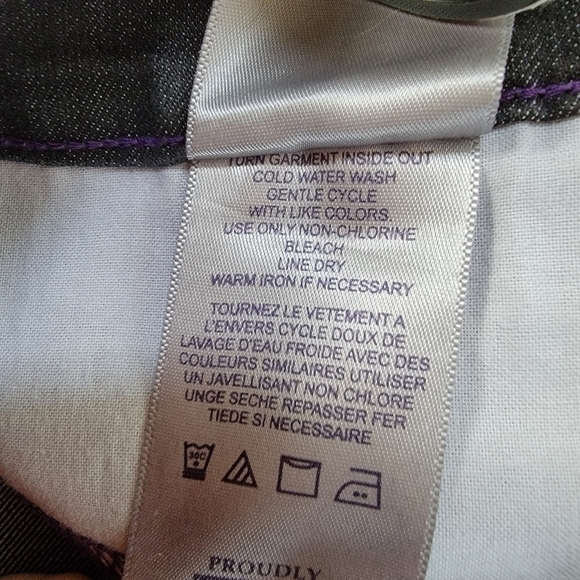 EUC NYDJ Black 5 Pocket Jeans Size 10 - Picture 6 of 10